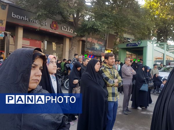 تجمع مشهدی‌ها در فراق سیدالشهدای خدمت