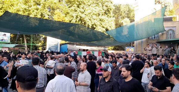 تشییع پیکر شهدای حمله رژیم اشغالگر صهیونیستی به ایران