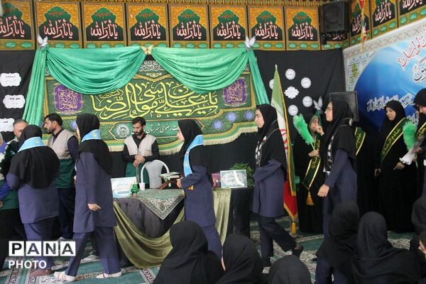 چهارشنبه‌های امام رضایی در دبیرستان بنت‌الهدی بهارستان دو