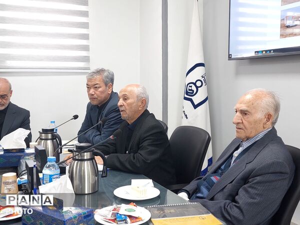 اولین جلسه هیئت مدیره مجمع خیرین مدرسه‌ساز خراسان رضوی در سال جدید