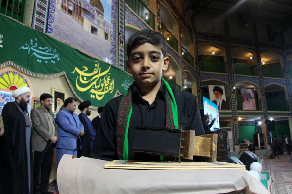 تجلیل از پیر غلامان حسینی در آیین نخل عاشقی ۲