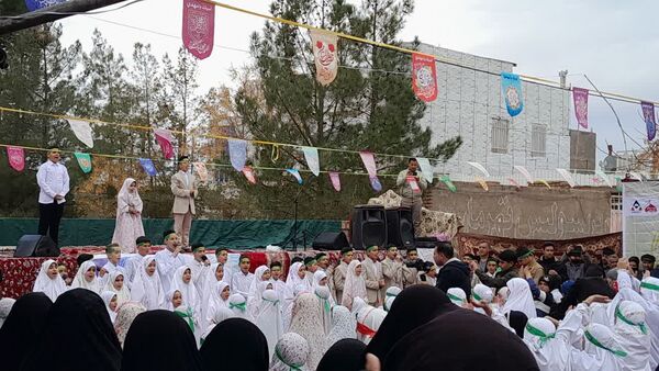 پیاده‌روی خانوادگی به مناسبت نیمه شعبان در روستای زوزن
