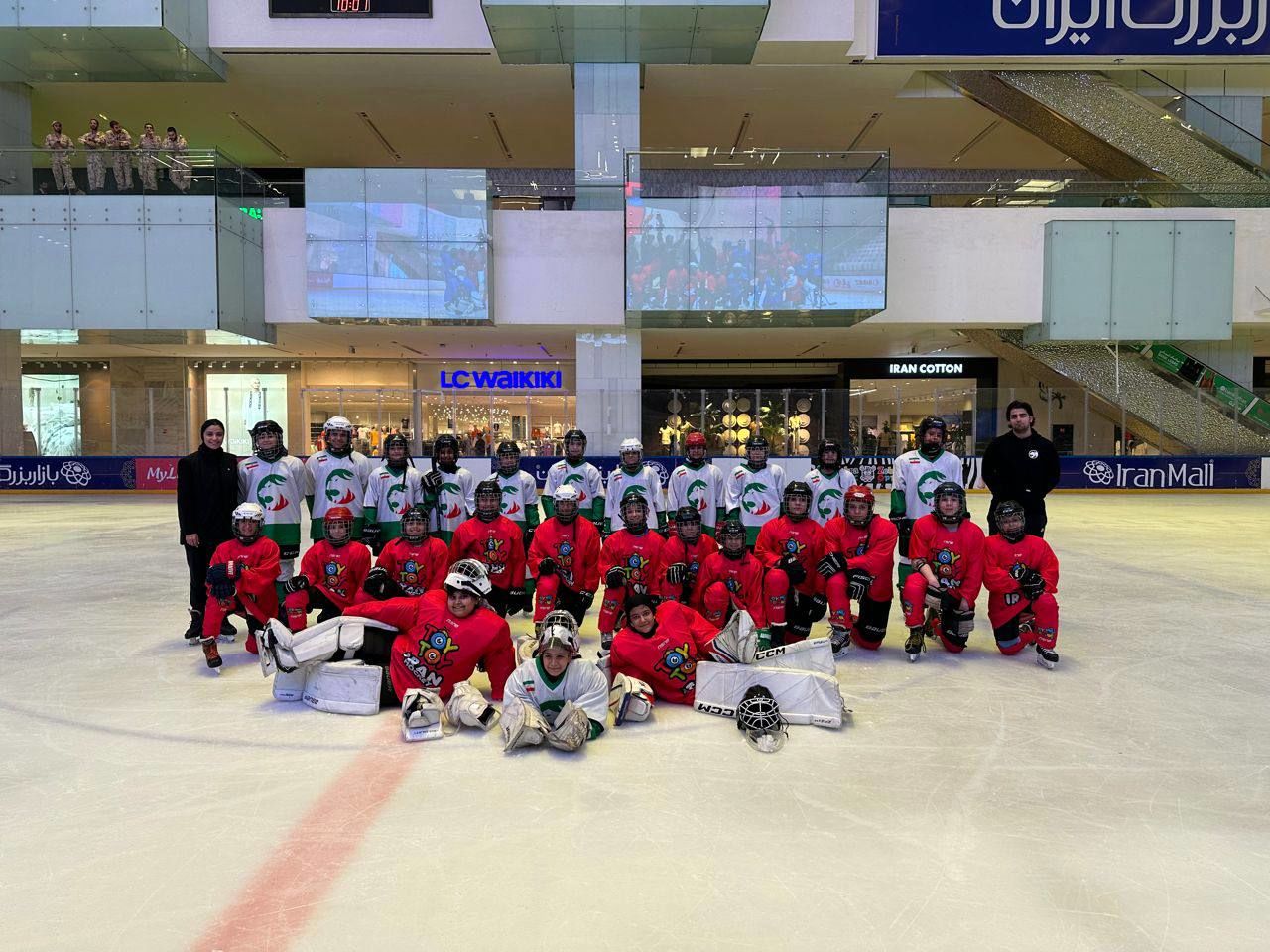 یخ استعدادیابی هاکی روی یخ در فدراسیون اسکی آب شد