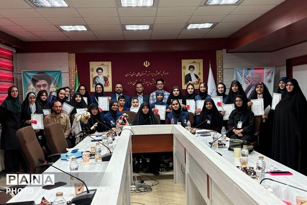 تجلیل از خبرنگاران پانا شهرستان ملارد  