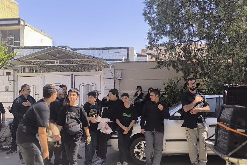  آیین سنتی جمع‌آوری علم در زرقان