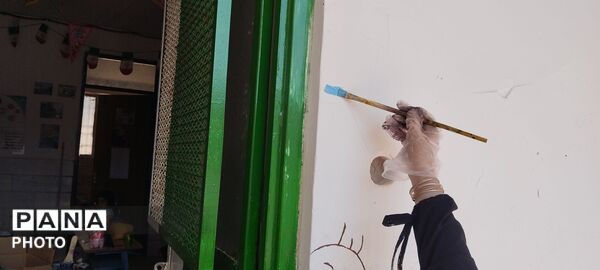 فعالیت گروه جهادی معلمان ناحیه چهار قم در روستاهای نیزار
