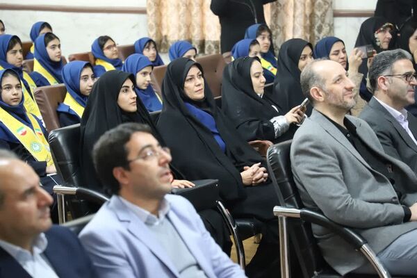 زنگ انقلاب در مدرسه خدیجه کبری ناحیه یک تبریز با حضور استاندار 