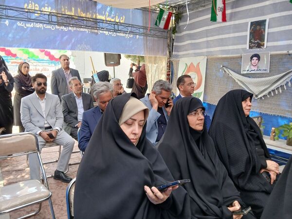  آیین تجدید میثاق دانش‌آموزان هنرستان امام حسن مجتبی (ع) با شهدای غواص دریادل