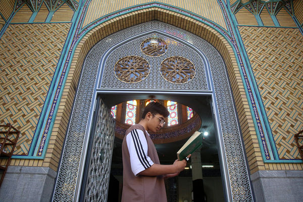 اعتکاف خادمان نوجوان حرم حضرت معصومه(س)