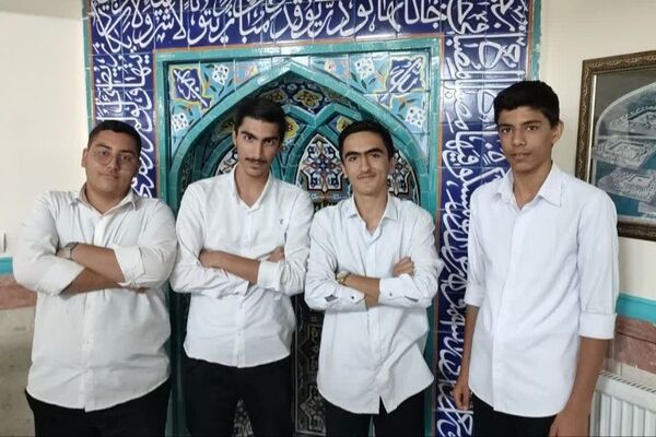 هیجان ورزشی با مسابقات کشتی و طناب‌کشی در دبیرستان حکیم ابوالقاسم فردوسی