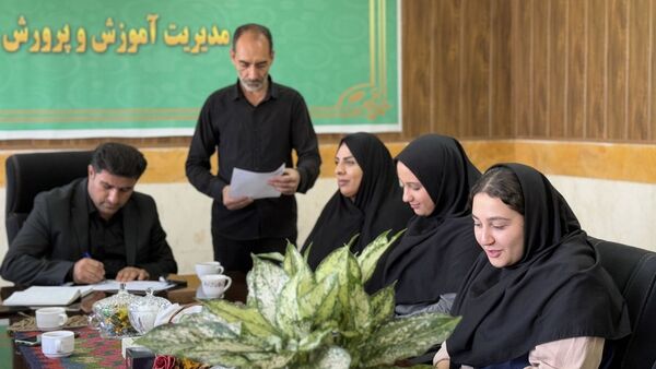 تجلیل از خبرنگاران فعال شهرستان نظرآباد در هفته خبرنگار