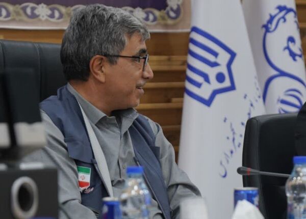 نشست خبری مدیرکل نوسازی مدارس استان اصفهان با دانش آموز خبرنگاران پانا