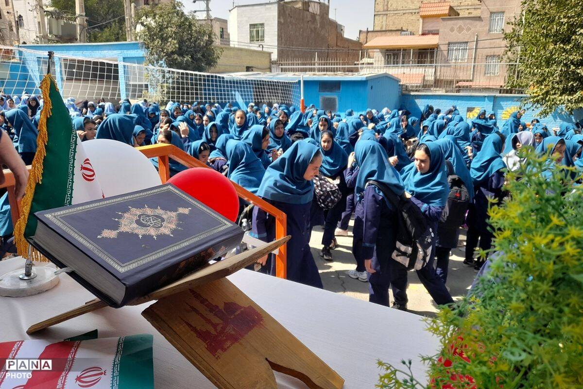 جام مهر با هدف ایجاد شور و نشاط در دبیرستان عفاف