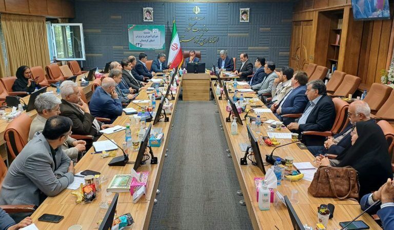 ایجاد فرآیند تمام‌الکترونیک در برگزاری آزمون‌ها تا پایان سال ۱۴۰۷