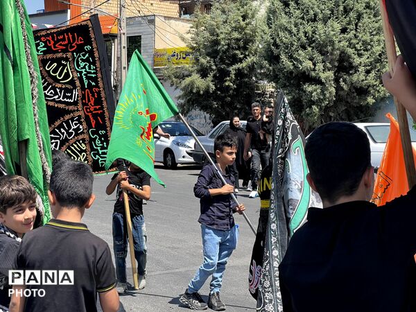 عزاداری پرشور ظهر عاشورا در شهرک ینگی امام