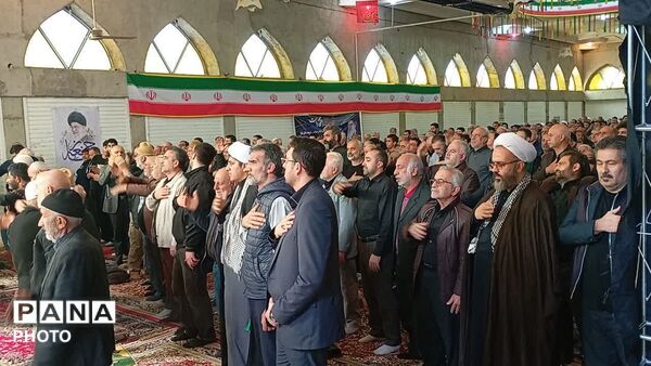 حضور حماسی مردم شهرستان کردکوی در نماز جمعه