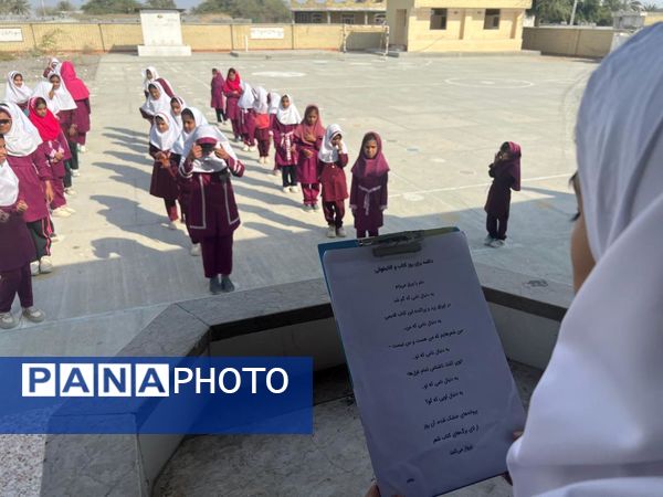 نمایش‌های خلاقانه دانش‌آموزان سیریک به‌مناسبت هفته کتاب