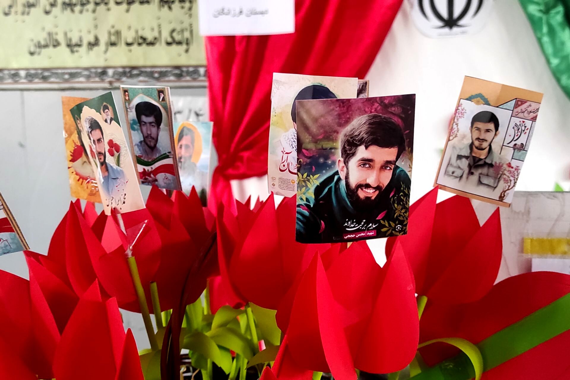 برگزاری جشن‌های باشکوه پیروزی انقلاب اسلامی در مدارس رباط‌کریم