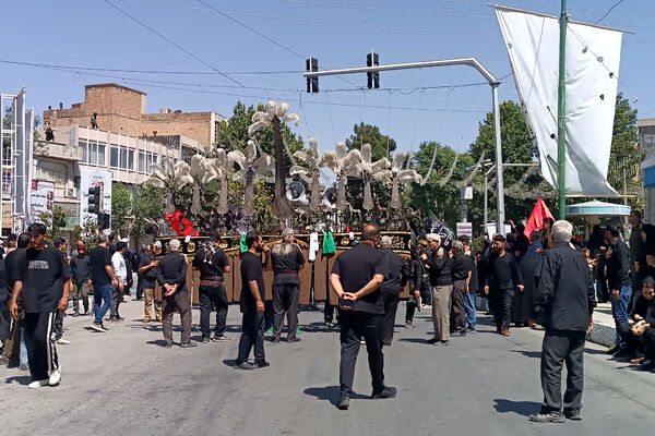 شور عاشورای حسینی در بین کرمانشاهیان غیور