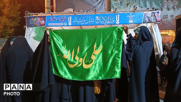 غرفه «پاتوق نوجوان مبارز»؛ مقصد داغ نوجوانان نظرآباد