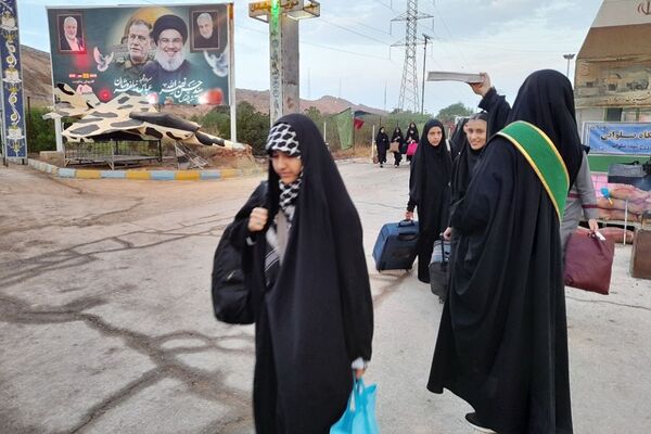 بازدید دانش‌آموزان دختر ناحیه 2 بهارستان از سرزمین نور