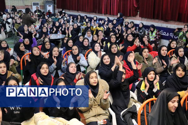 سومین روز اردوی تمشک سازمان دانش‌آموزی آذربایجان‌شرقی