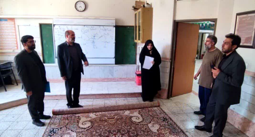مدارس ناحیه چهار قم آماده اسکان زائران مراسم تشییع رهبر شهید هستند