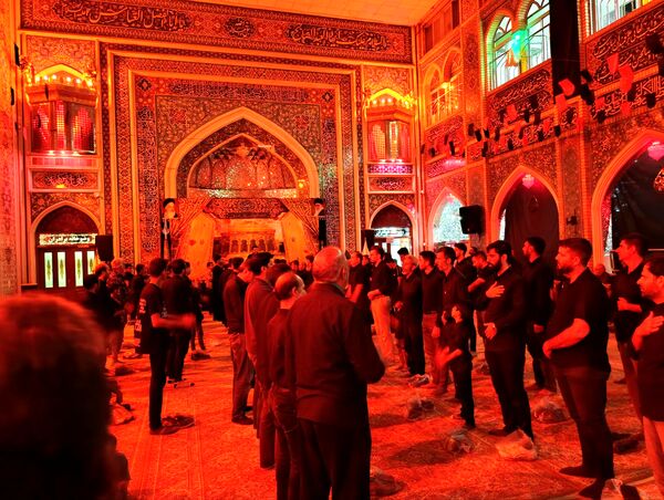 برگزاری مراسم عزاداری شب عاشورا در تکیه ابوالفضلی نیشابور 