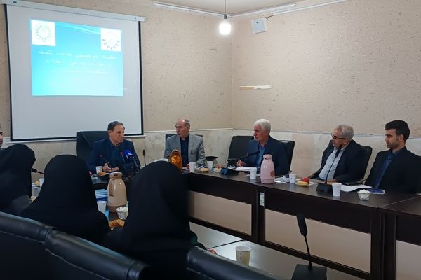 جلسه توجیهی جذب، ثبت و سازماندهی اعضاء تشکیلات سازمان دانش‌آموزی