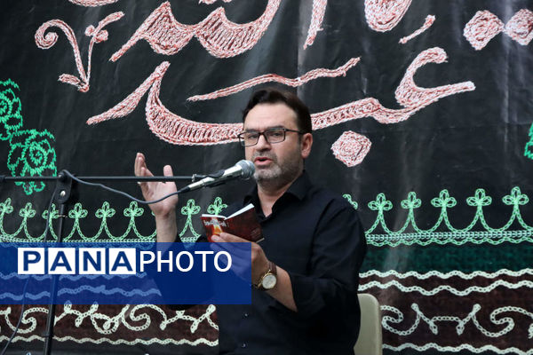 حضور دانش‌آموزان و معلمان در هیئت فرهنگیان اسلامشهر