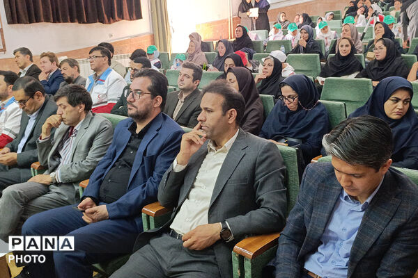 تقدیر از سفیران سلامت خراسان شمالی 