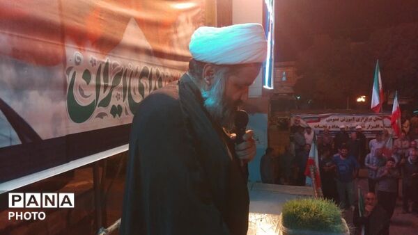 همزمان با سراسر کشور؛ صد و هفتاد و ششمین شب «بیعت با رهبری» در نورآباد