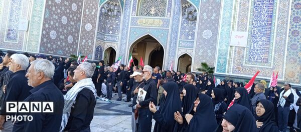 بغض گلوگیر ملت در آخرین دیدار با امام شهید