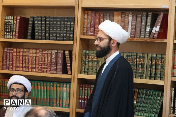نشست بررسی برگزاری تجمعات مردمی در همدان