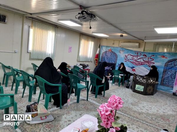آزمون حفظ قرآن کریم و تجلیل از حافظان برتر دانش‌آموزی در شمیرانات