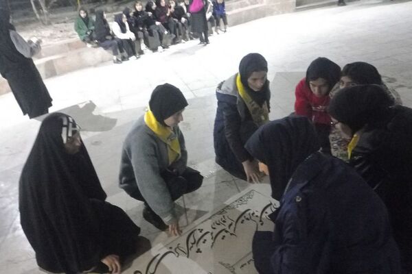افتتاحیه بخش دوم اردوی تمشک با حضور دانش‌آموزان دختر در اردوگاه شهید محمد منتظری شهریار