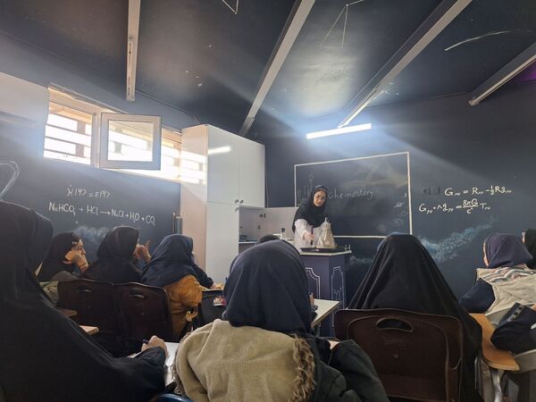 سفر کهکشانی و جشن علم، هیجان و کشف در اردوی علمی فردوسی مشهد