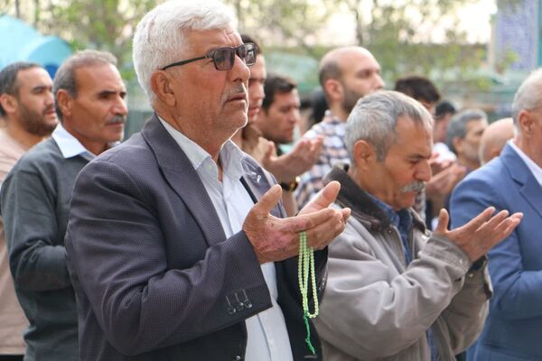 برگزاری با شکوه نماز عید فطر در صفادشت ملارد 