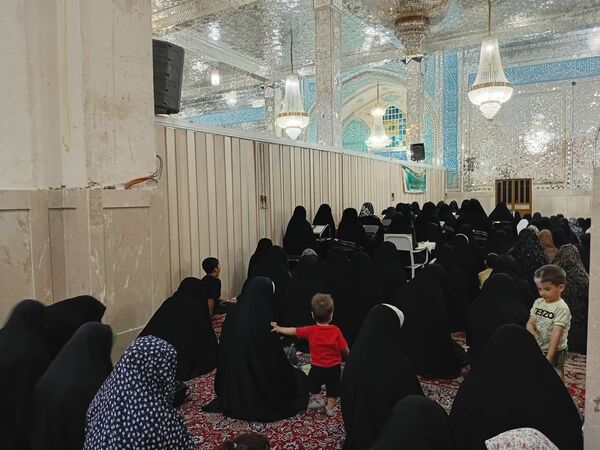 نماز جماعت در شب میلاد پیامبر اکرم (ص) و امام صادق (ع) در کاخک