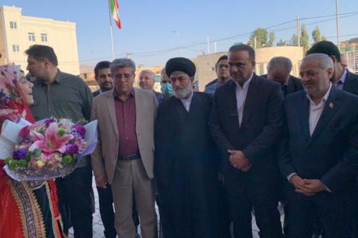 گفت‌وگوی بی‌واسطه با مدیران مدارس برای بررسی مسائل آموزش و پرورش شهرستان 