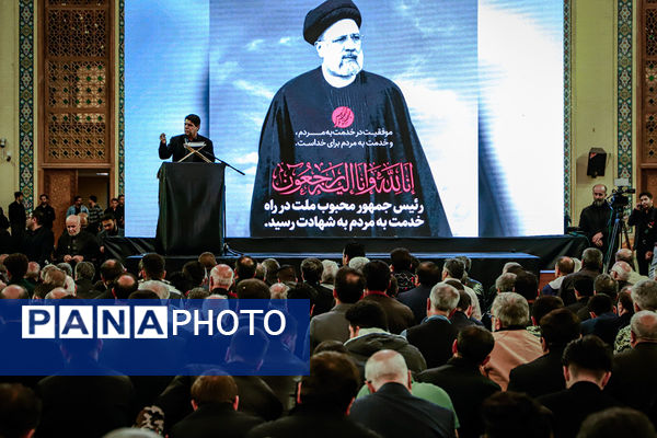 بزرگداشت شهدای خدمت در مصلای اعظم امام خمینی(ره) تبریز 