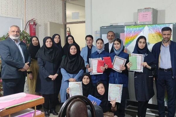 گفت‌وگوی خلاق دردبیرستان فاطمه‌الزهرا؛ نشست مشترک ناشر، معاونین و دانش‌آموزان نویسنده برای رفع چالش‌ها
