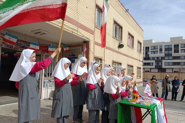 طنین زنگ انقلاب در مدارس شهرستان شهریار 