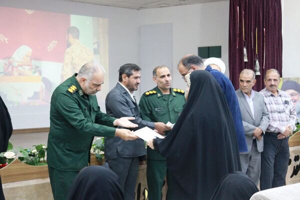 همایش مادران پرچم دار در شهرستان خلیل‌آباد 