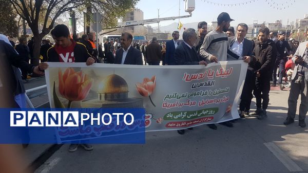 حضور پرشور و کوبنده مردم مشهد در راهپیمایی روز قدس