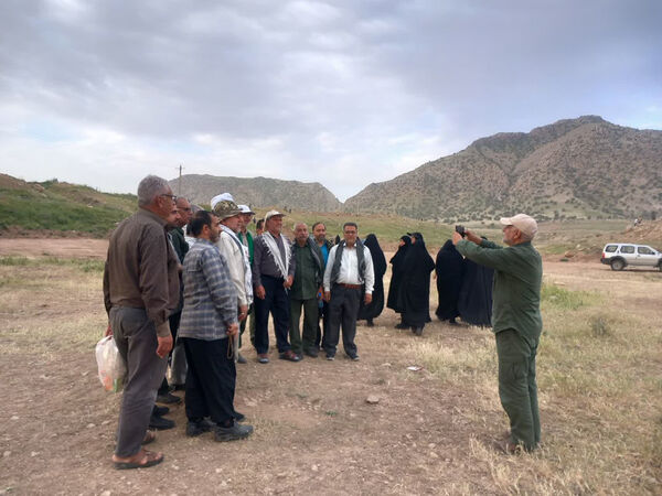 اعزام دانش‌آموزان بسیجی قم به اردوی راهیان نور غرب کشور