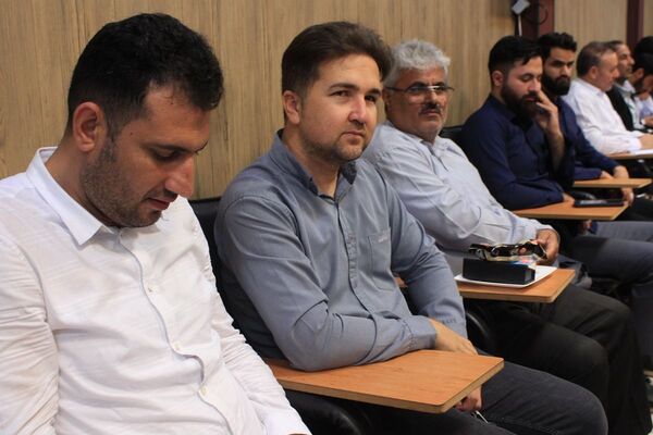 برگزاری نشست بصیرتی جهاد تبیین پیشرفت مدارس در بهارستان‌دو