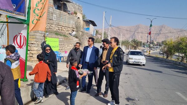 برپایی موکب  توسط هیات دانش‌آموزی و پیشتازان آموزشگاه شهید منصور عامری 