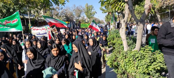 برپایی راهپیمایی باشکوه ۱۳ آبان در شهرستان شیروان
