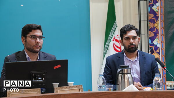 نشست خبری مدیرکل آموزش‌وپرورش استان با اصحاب رسانه 